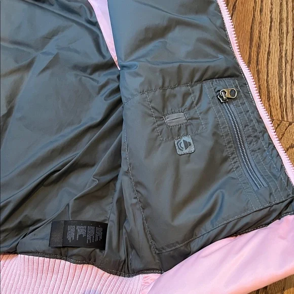 The North Face Pink Down Puffer Vest with Faux Fur Trim - Picture 7 of 12